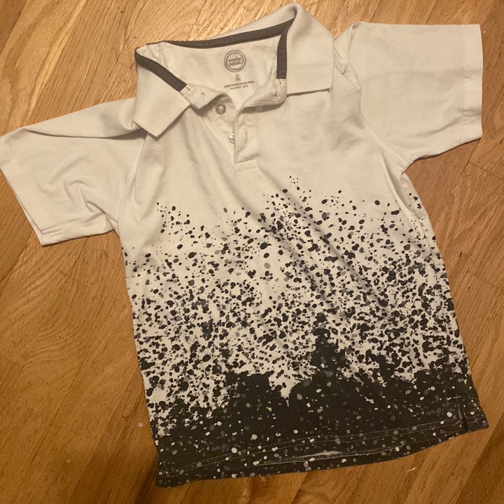 Black and white abstract top